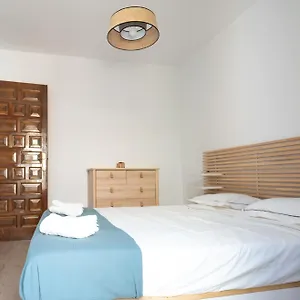 Lovely 1- Bedroom With Pool, Close To The Apartamento